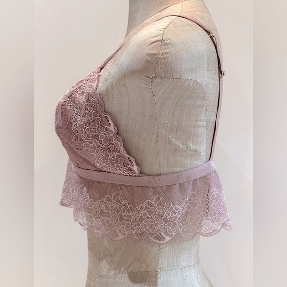 Madewell Lace Bralette in‎ Light Lavender Color - Picture 6 of 12